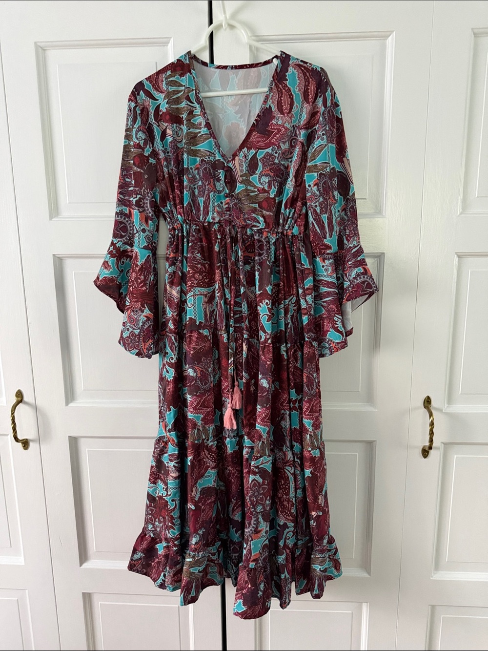Dress. Midi. One size. NEW.